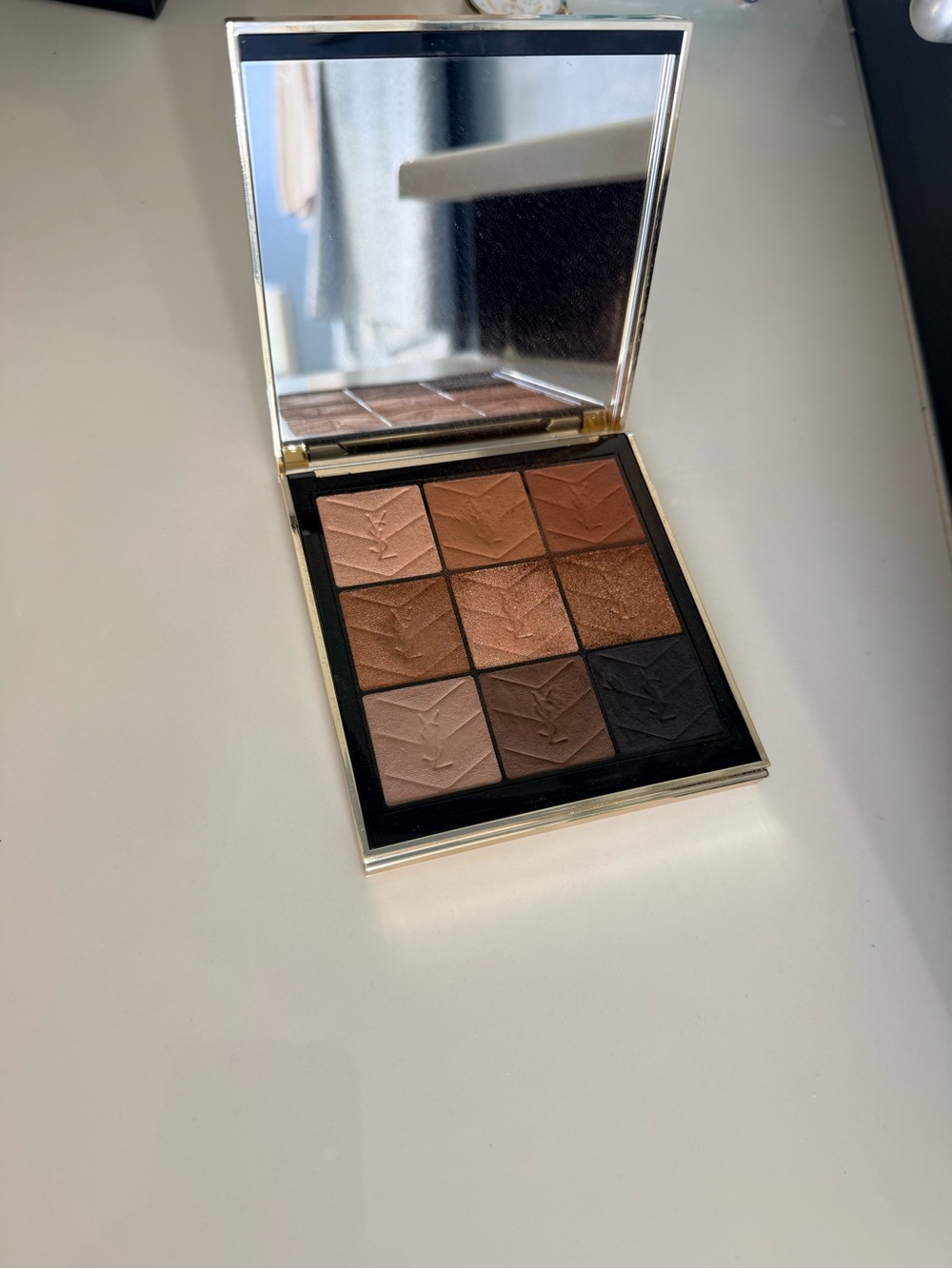 Yves Saint Laurent Gold Compact Couture Eye Palette - Picture 3 of 4